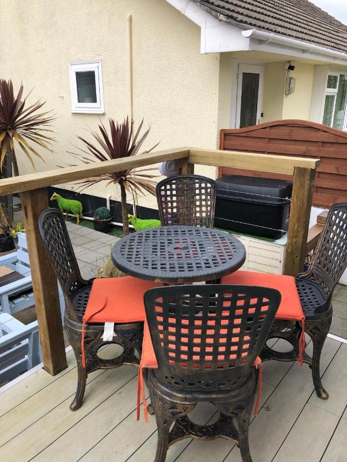 Six By The Sea - 2 Bed House - A Little Something For Everyone Saint Columb Minor Eksteriør billede